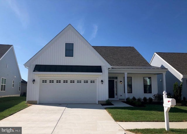 126 Fairmont Ln, Dover