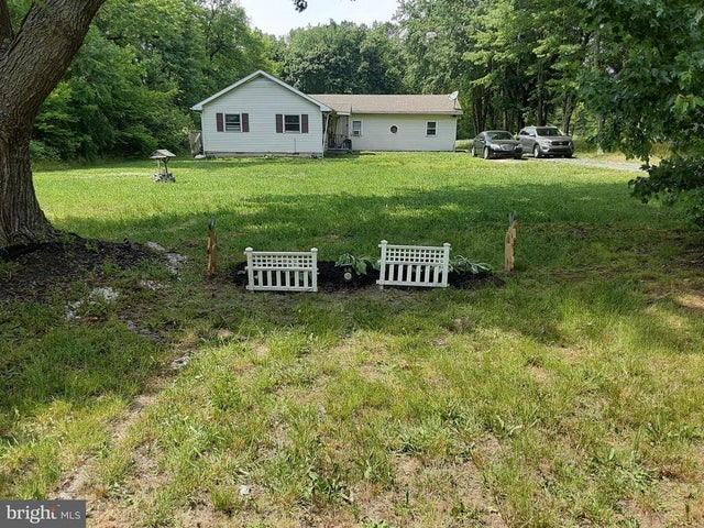 1671 Central Church Rd, Dover