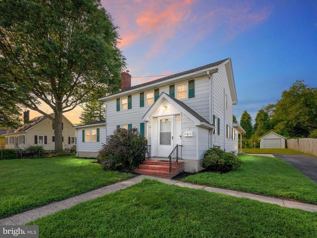 19 Roosevelt Ave, Dover