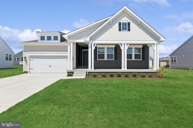 216 Tall Oak Dr, Felton