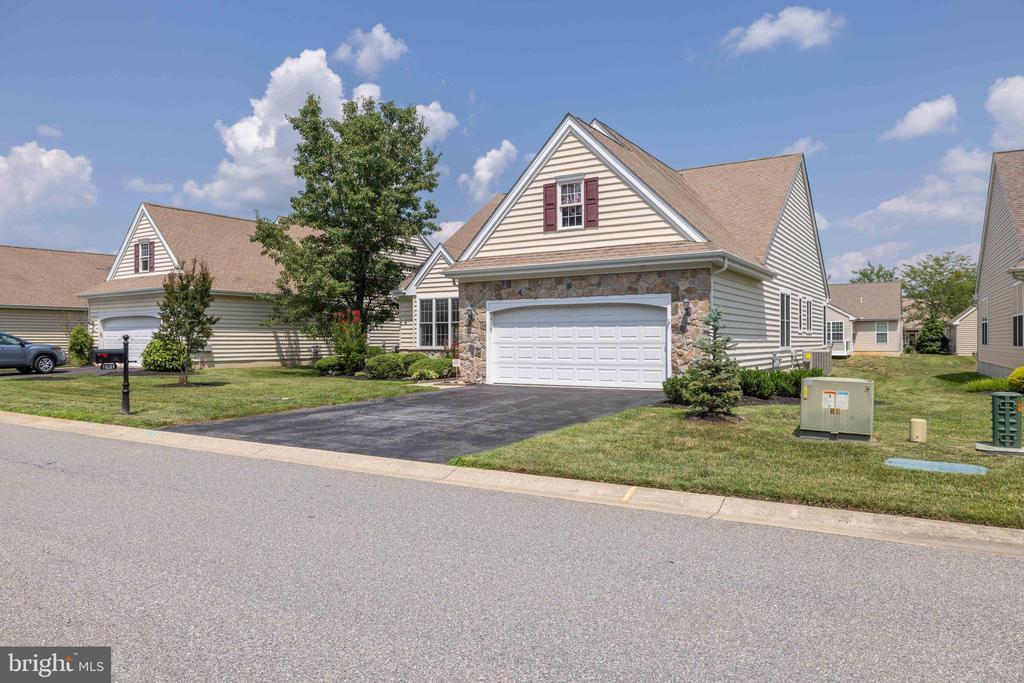 281 Sorrell Cir, SMYRNA