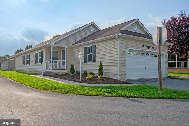 192 Daffodil Dr #36, Magnolia