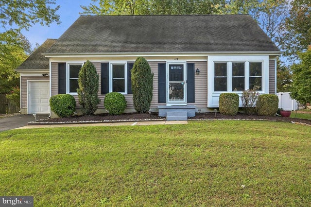 118 Quail Hollow Dr, Dover