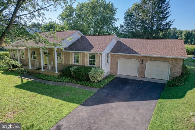 90 Shelterwood Ln, Dover