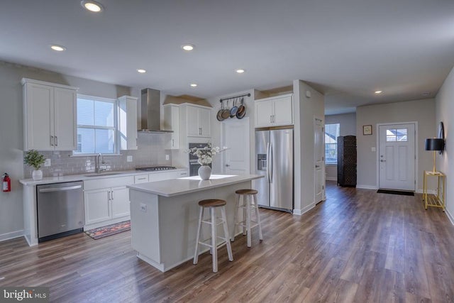 79 Virdin Dr, Smyrna