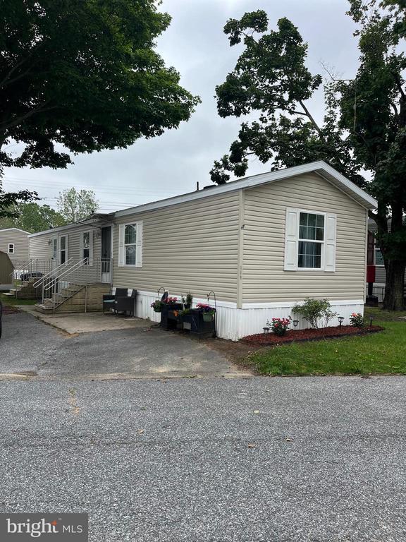 110 Maple Dr #110, Frederica