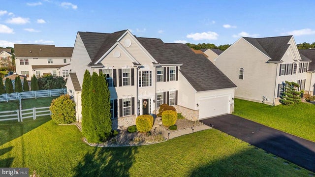 160 Needham Dr, Smyrna