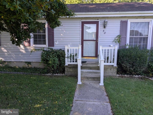 58 Spruance Rd, Dover