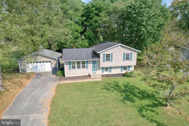 44 W Inner Cir, Dover