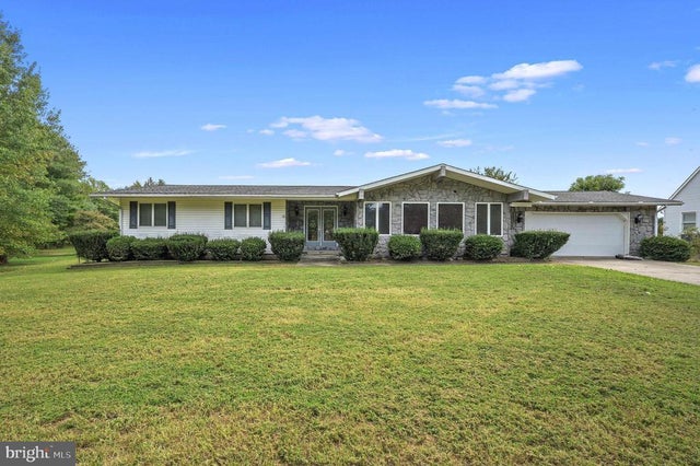 282 Beechwood Ave, Dover