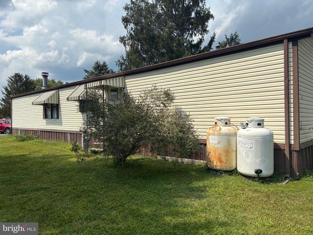 2 Kenton Cir, Clayton