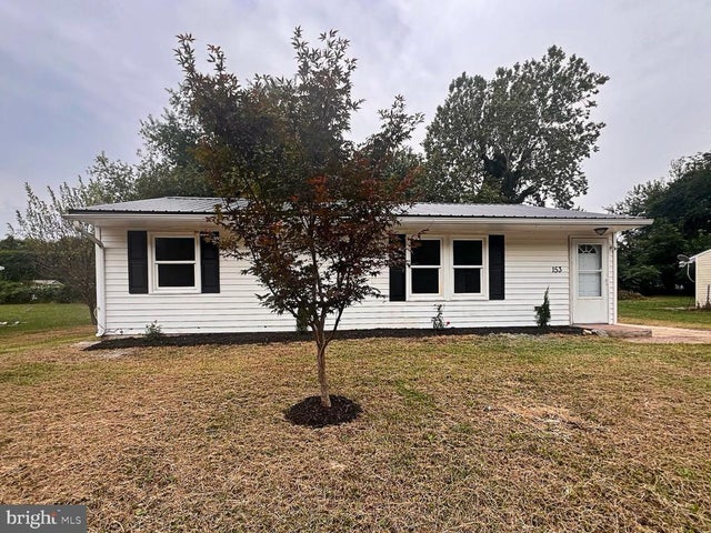 153 President Dr, Dover