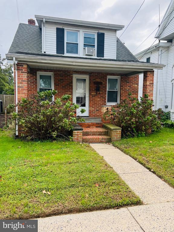 317 W Commerce St, SMYRNA