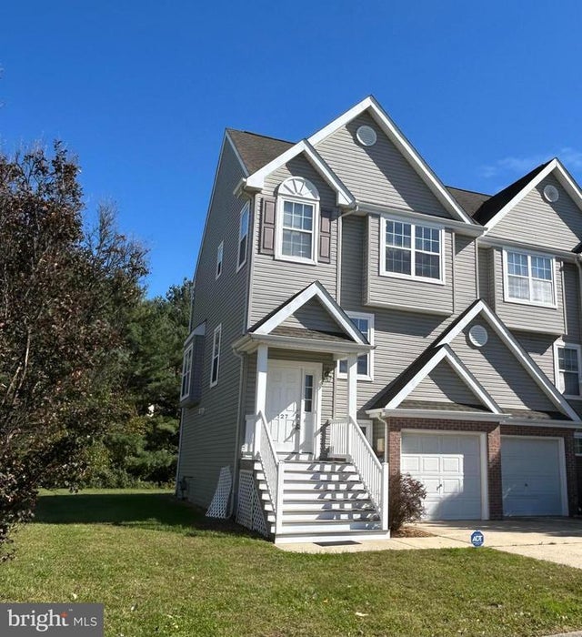 127 E Sheldrake Cir, Dover