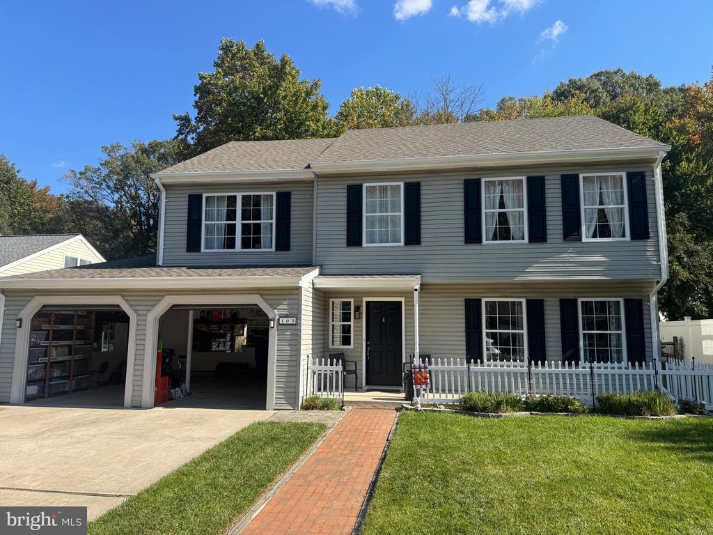 105 Matthew Ct, DOVER