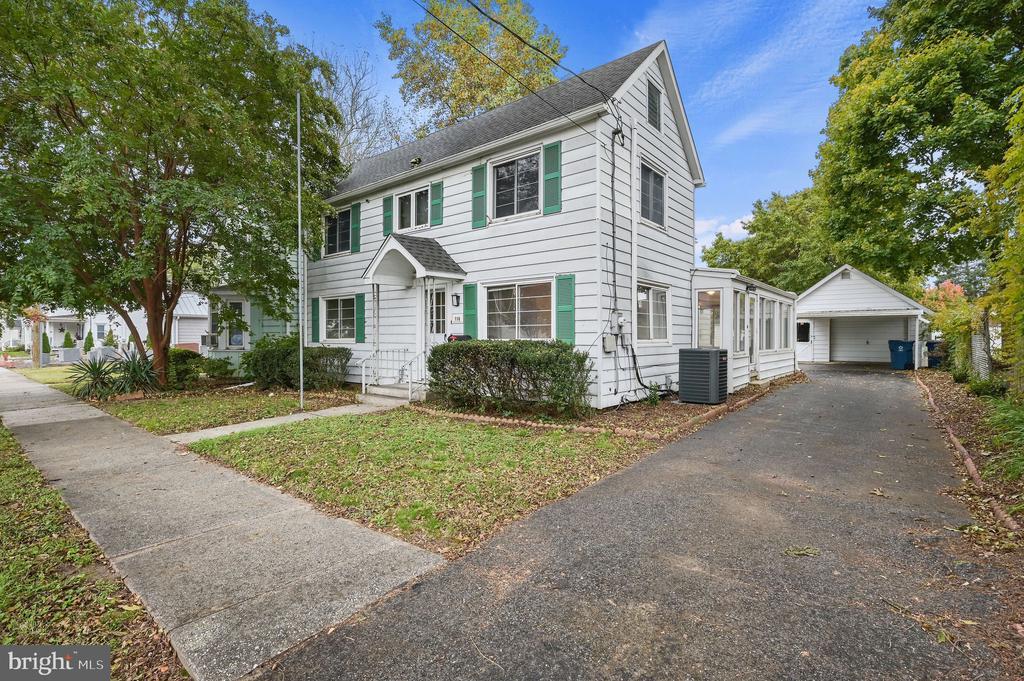 118 Broad St, WYOMING