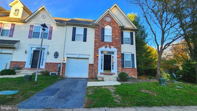 10 Van Buren Ct, Smyrna