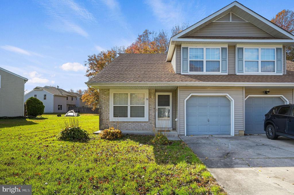 38 Heatherfield, DOVER