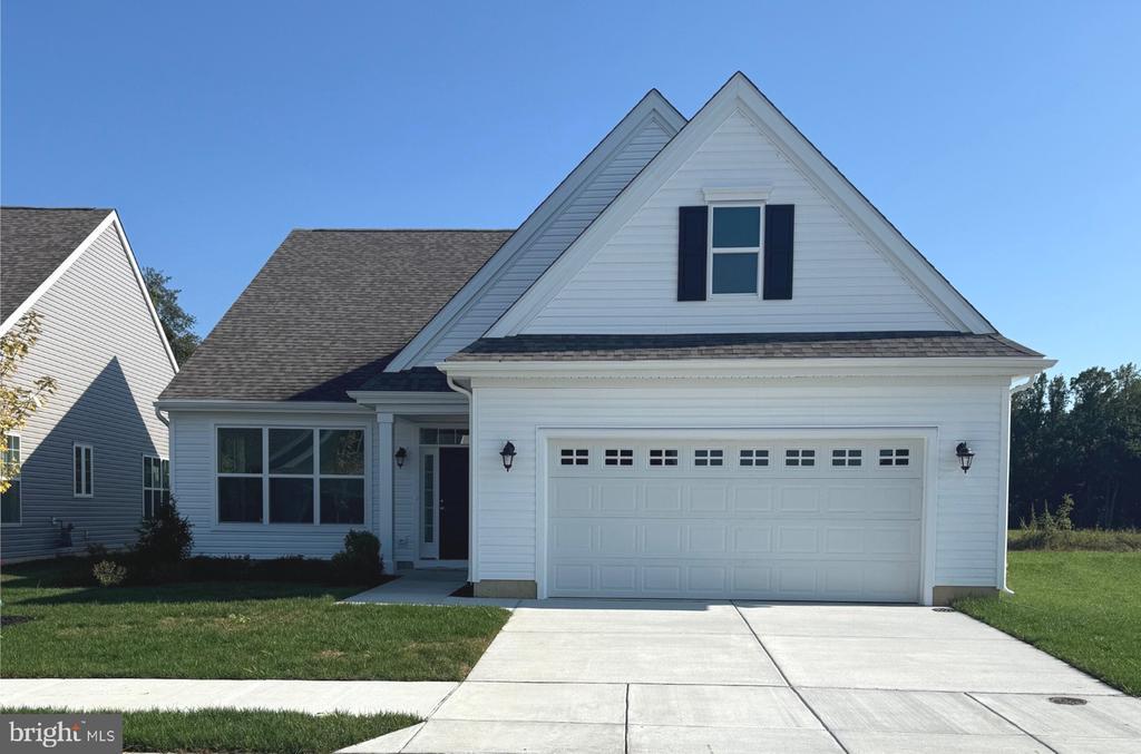 631 Resort Blvd, DOVER