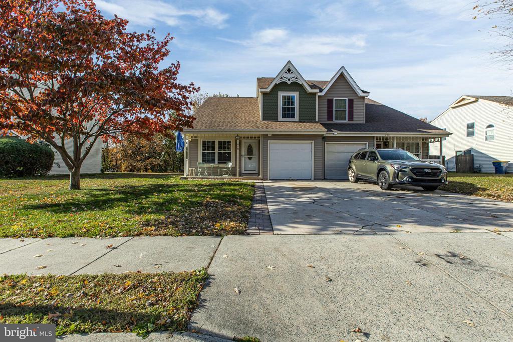 418 E Wind Dr, DOVER