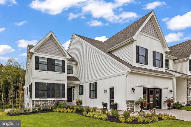 04a Leahy Dr, Newark