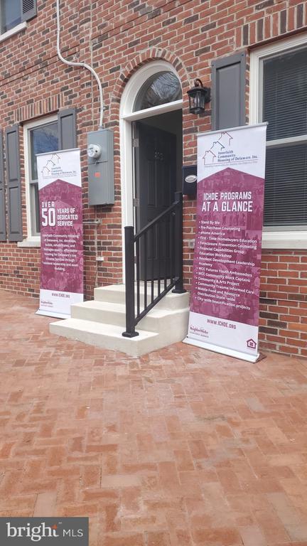 825 W 9th St, Wilmington