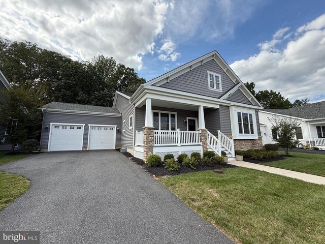 222 Baldy Ln, Middletown