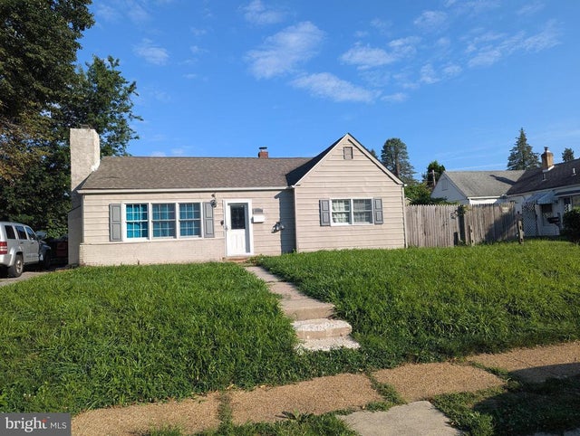 1405 Brook Ln, Wilmington