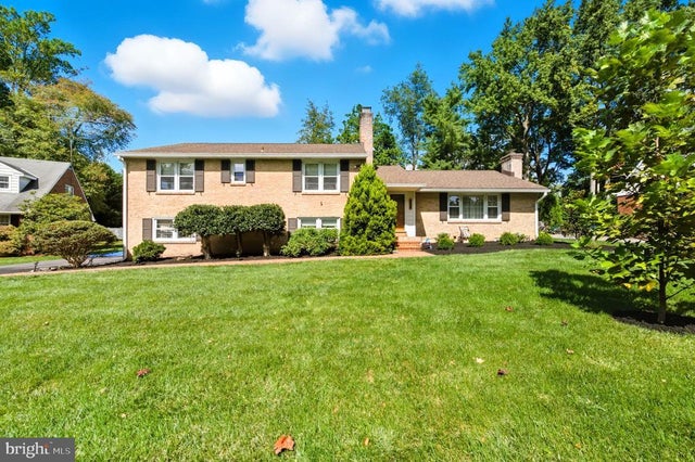 1300 Hillside Blvd, Wilmington