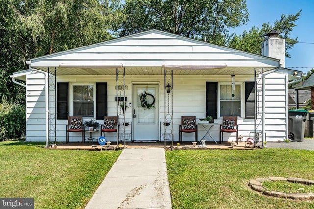 437 Bethune Dr, Wilmington