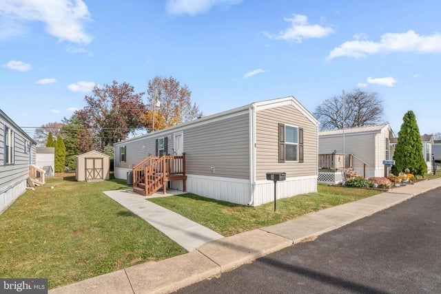 5 Ellis Rd, Wilmington