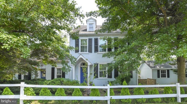 29 E Main St, Newark