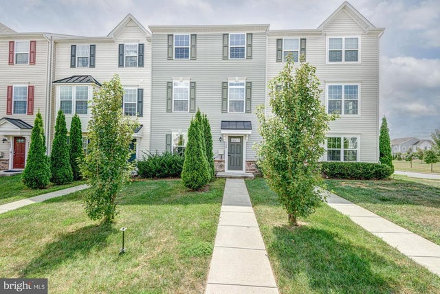 138 Felix Dr, Newark