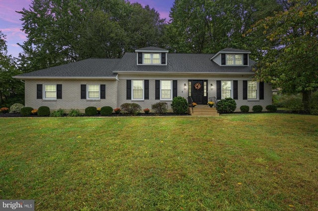 202 Clover Dr, Hockessin