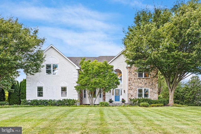 55 Meadow Dr, Middletown