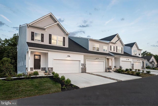 634 Arrowgrass Ln, New Castle