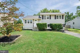 1424 Oak Hill Dr, Wilmington