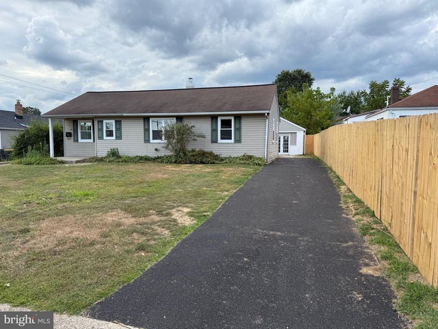 1 Burnside Blvd, Wilmington