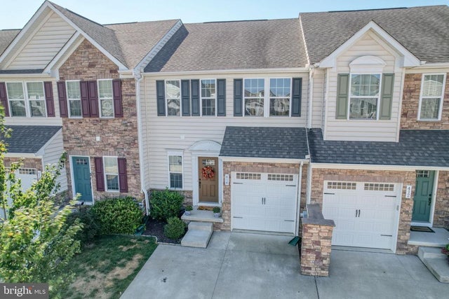 414 Goodwick Dr, Middletown