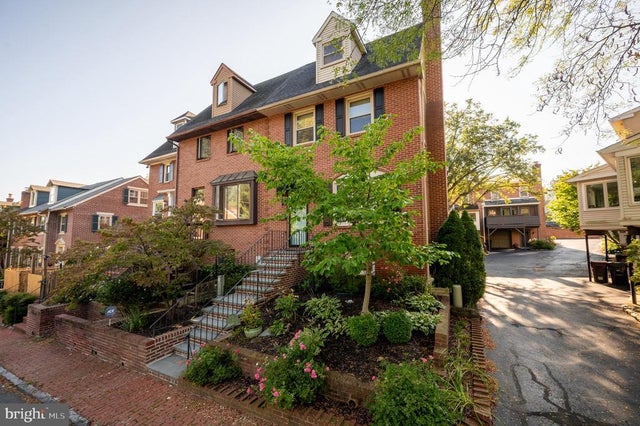 2 Rockford Rd, Wilmington