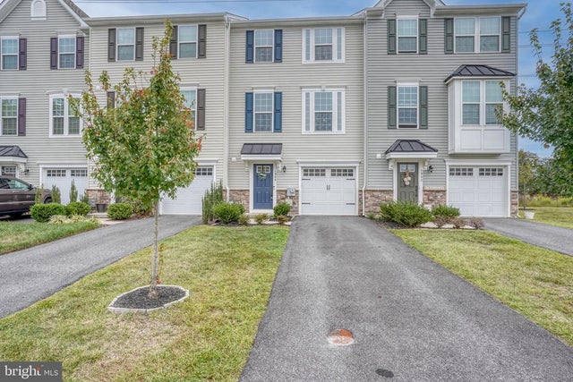 1944 Spearfish Ct, Newark