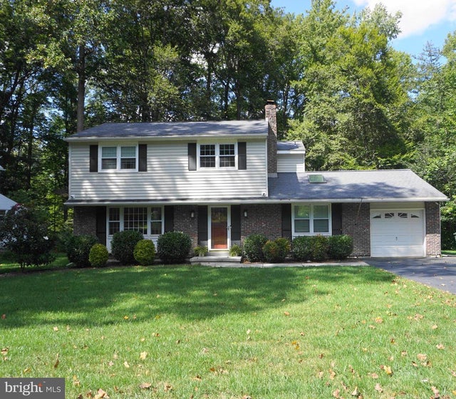 420 Arbour Dr, Newark