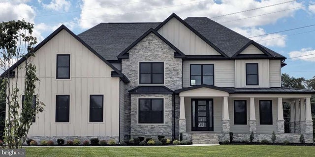 310 Bohemia Mill Pond Dr, Middletown