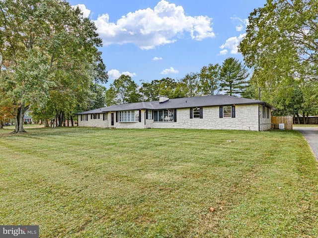 222 Caravel Dr, Bear