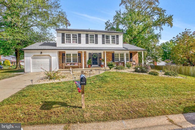 205 E Seneca Dr, Newark