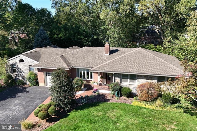 502 Ivydale Rd, Wilmington