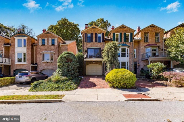 910 Wawaset St, Wilmington