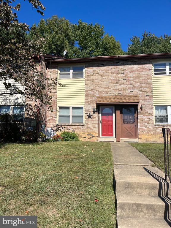 208 Cobble Creek Curv, Newark