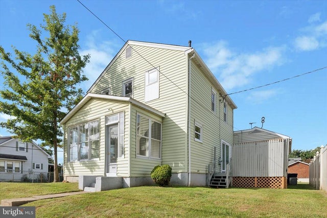 211 S Dupont Rd, Newport