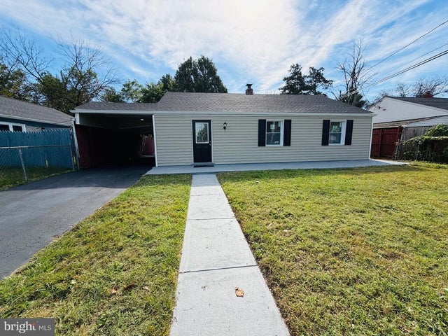 328 Howell, New Castle